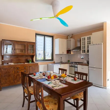 Le Margherite - Slr272 By Interhome * Costarainera